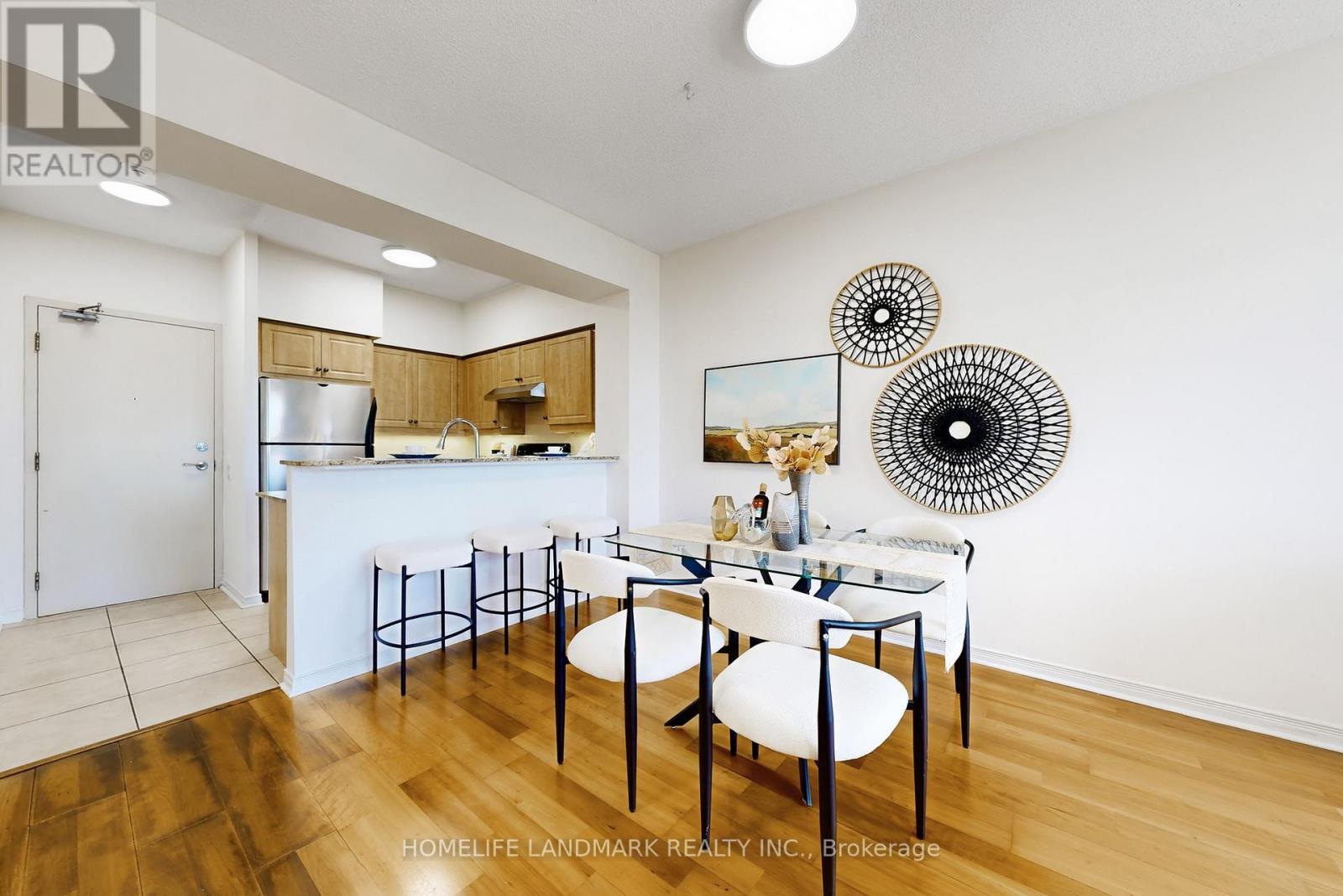 404 - 451 Rosewell Avenue, Toronto, Ontario  M4R 2H8 - Photo 15 - C12478685