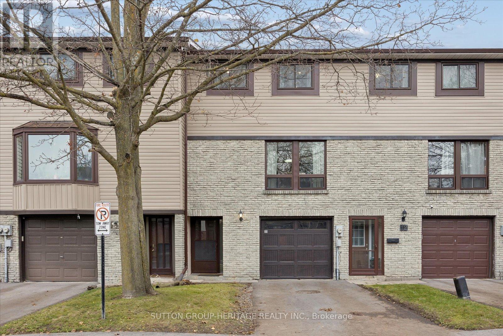 11 - 221 ORMOND DRIVE, Oshawa, Ontario