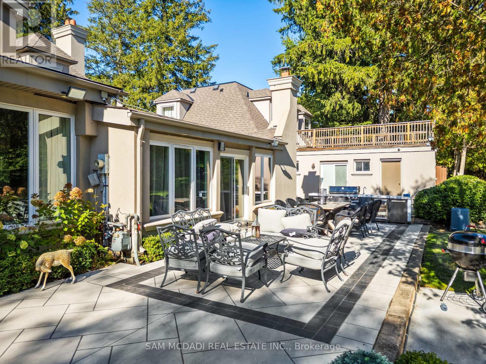 2552 Jarvis Street, Mississauga, Ontario L5C 2P6 - Photo 43 - W12538476