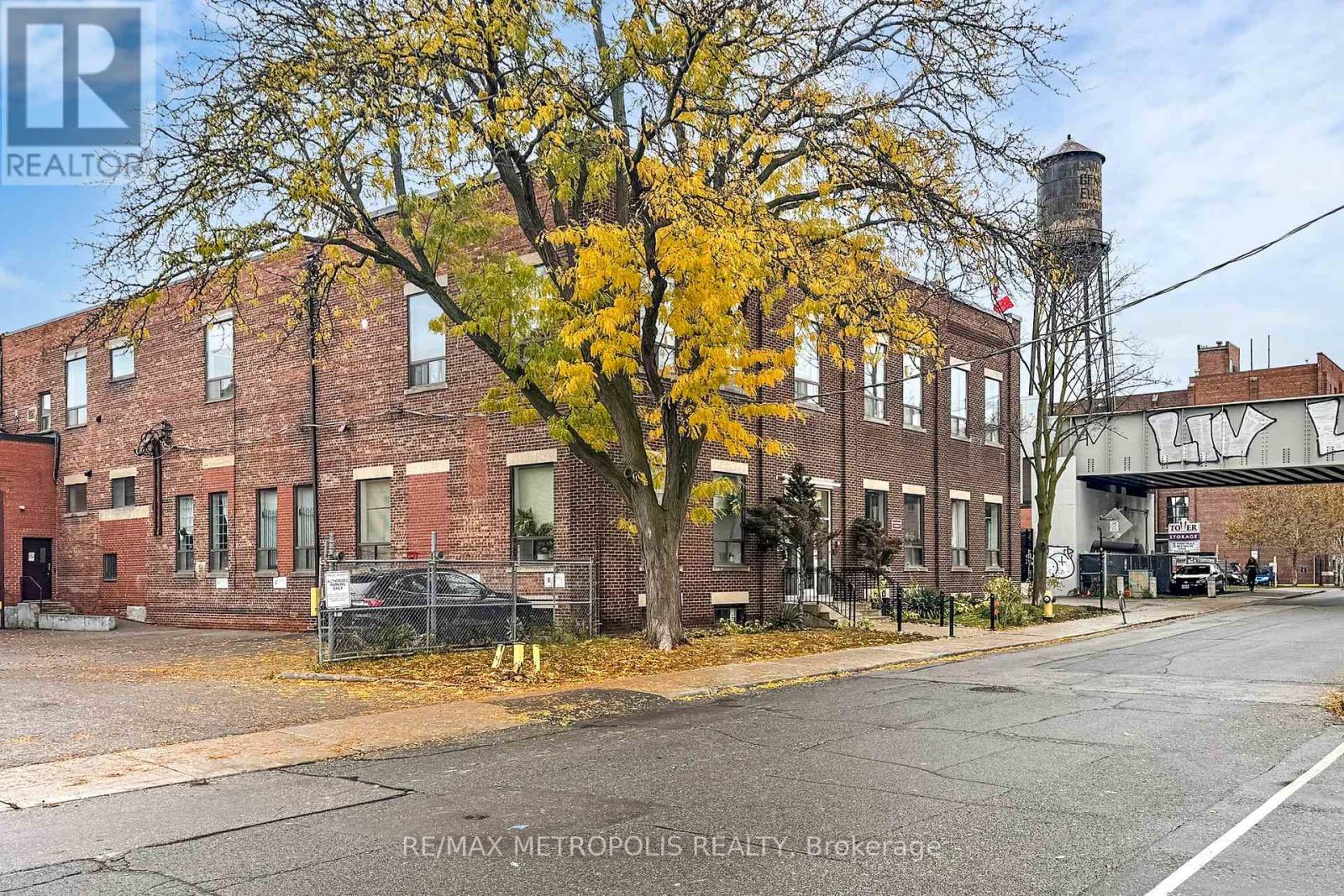 STUDIO 3 - 258 WALLACE AVENUE, Toronto, Ontario