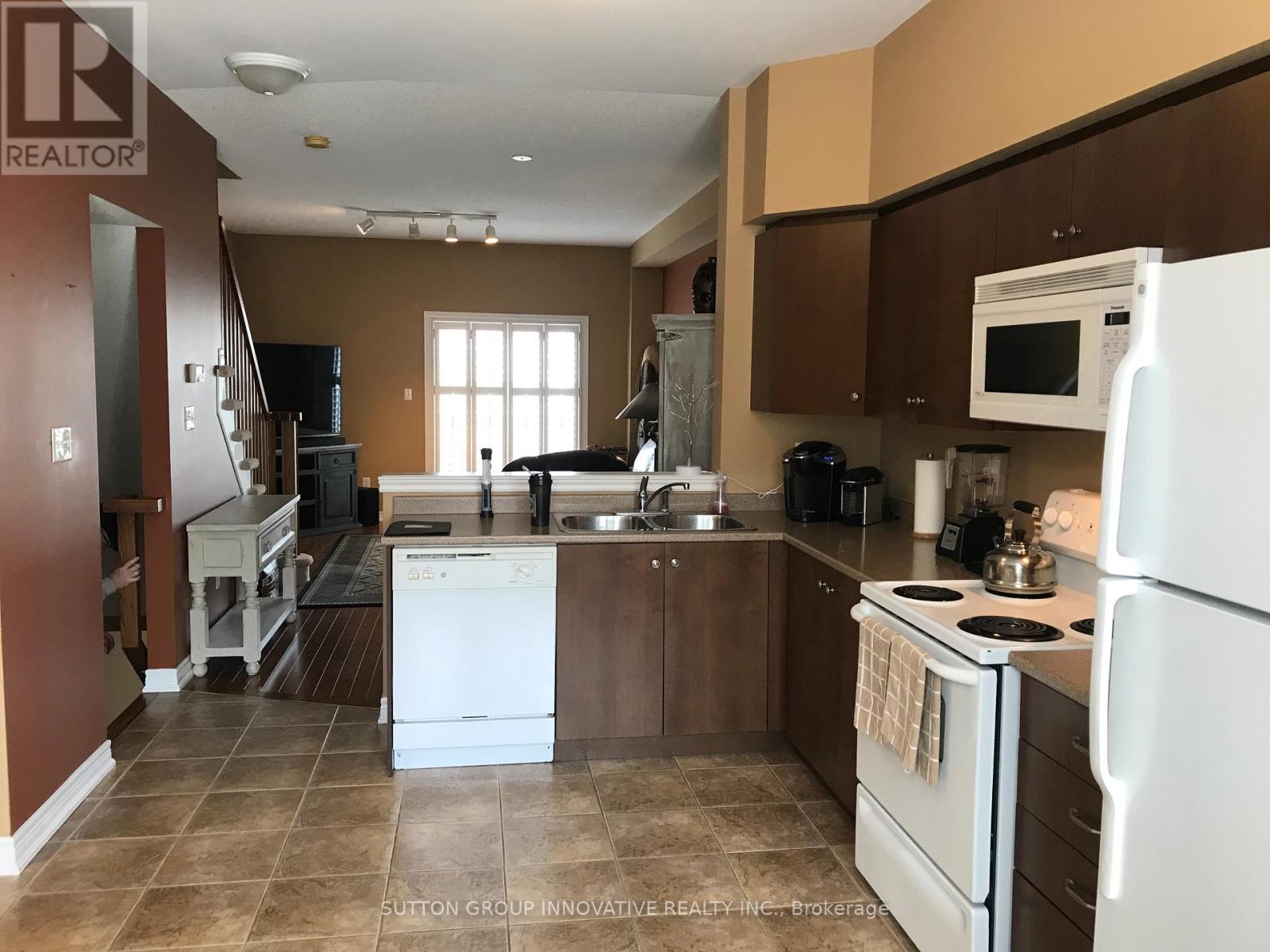 15 Chapman Lane, Hamilton, Ontario  L9G 0A5 - Photo 14 - X12576408