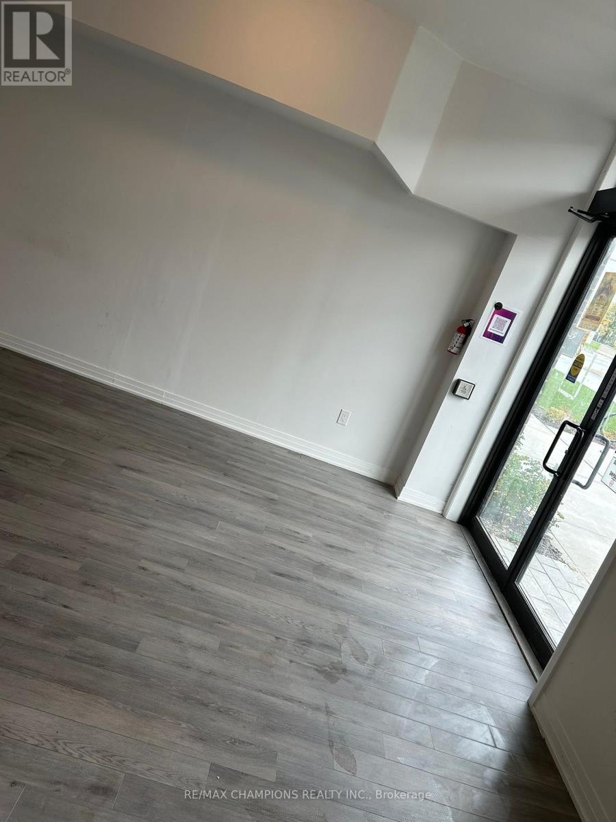 585 COLBORNE STREET, Brantford, Ontario