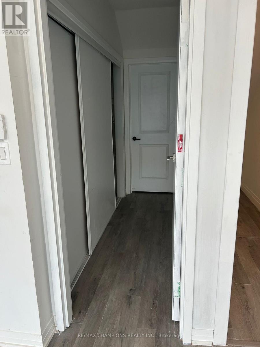 585 Colborne Street, Brantford, Ontario  N3S 0K4 - Photo 7 - X12576422