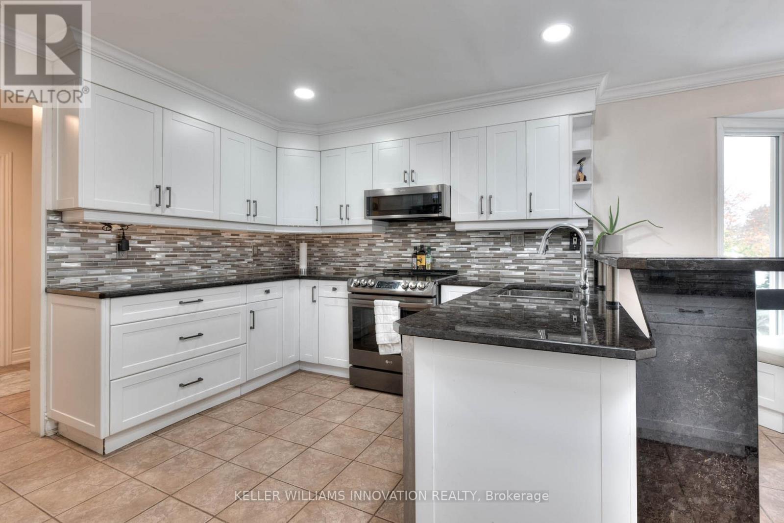 50 Old Forest Crescent, Kitchener, Ontario  N2N 2A3 - Photo 8 - X12576498