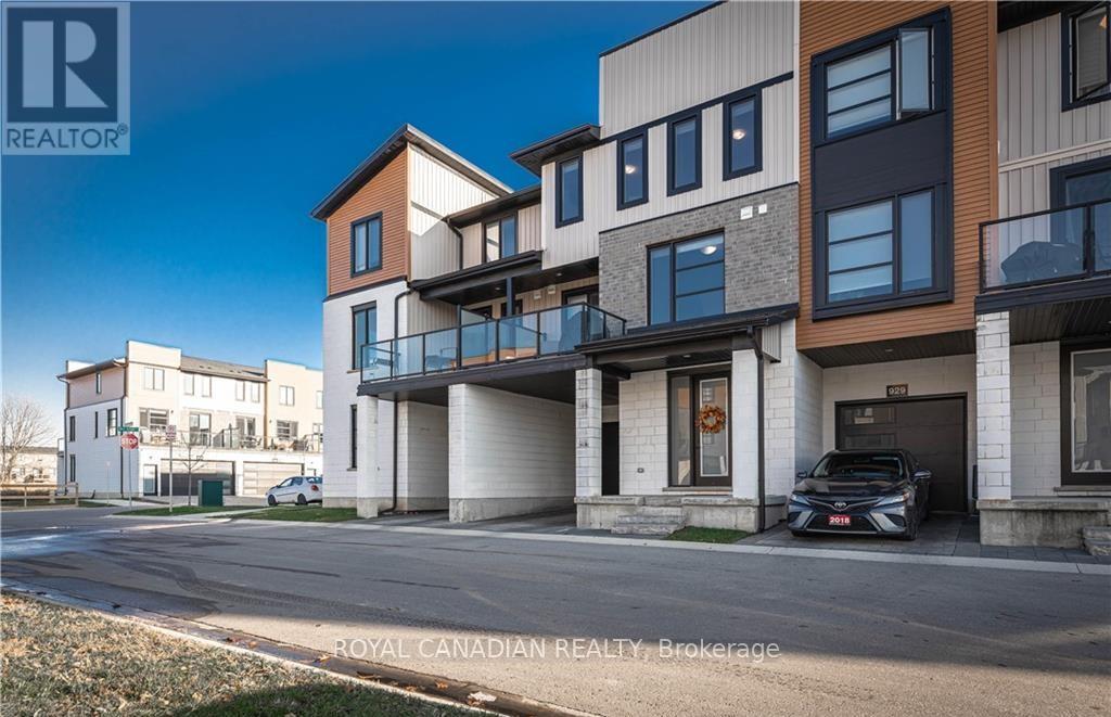 152 - 925 Manhattan Way, London North, Ontario  N6H 0J7 - Photo 2 - X12576548