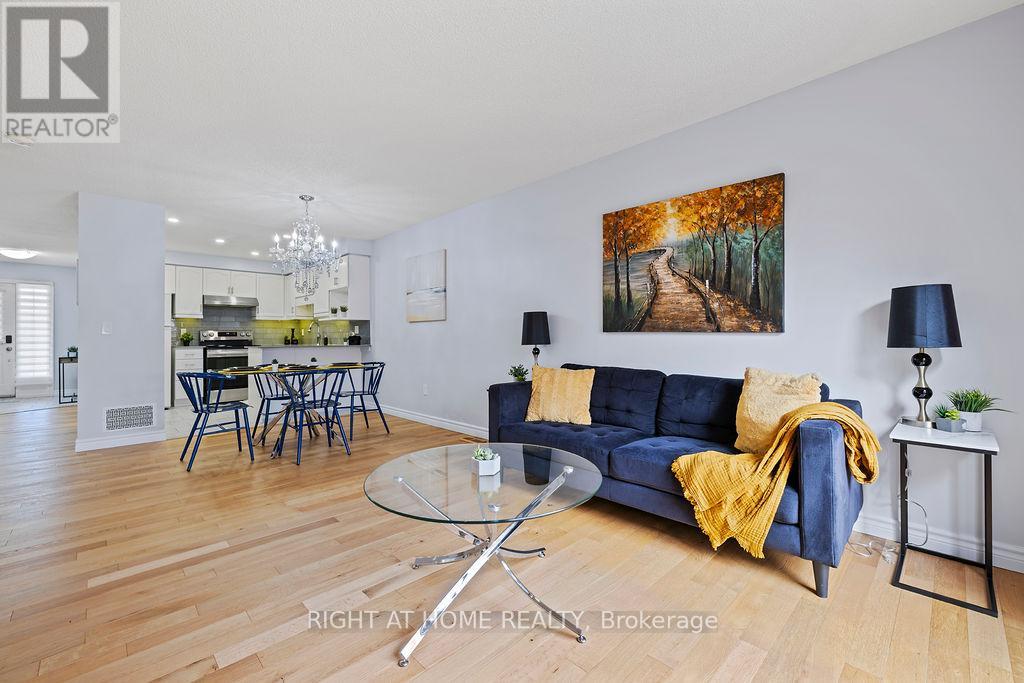 9 - 810 Golf Links Road, Hamilton, Ontario  L9K 1J7 - Photo 12 - X12576550