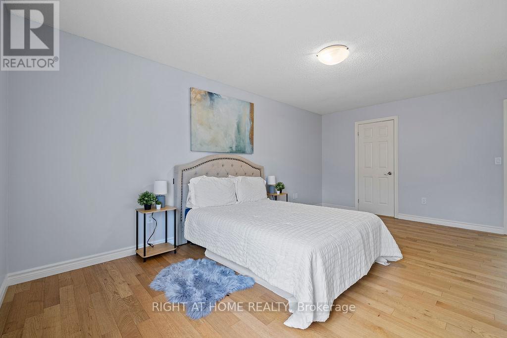 9 - 810 Golf Links Road, Hamilton, Ontario  L9K 1J7 - Photo 14 - X12576550