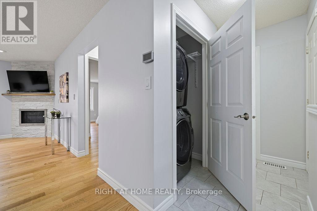 9 - 810 Golf Links Road, Hamilton, Ontario  L9K 1J7 - Photo 18 - X12576550