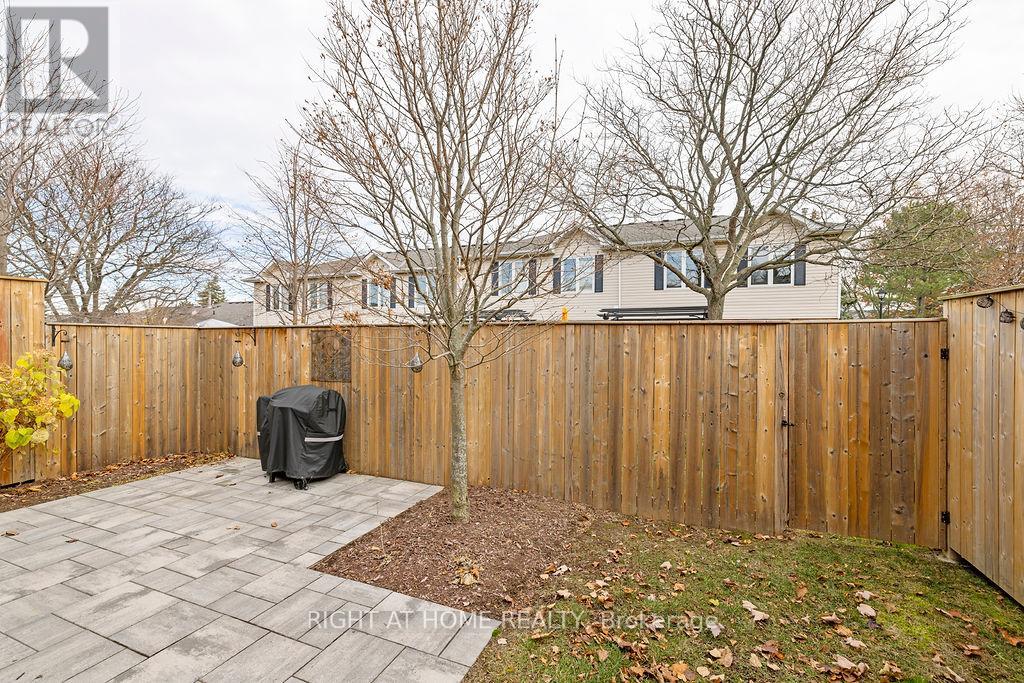 9 - 810 Golf Links Road, Hamilton, Ontario  L9K 1J7 - Photo 33 - X12576550