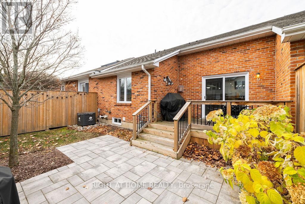 9 - 810 Golf Links Road, Hamilton, Ontario  L9K 1J7 - Photo 35 - X12576550