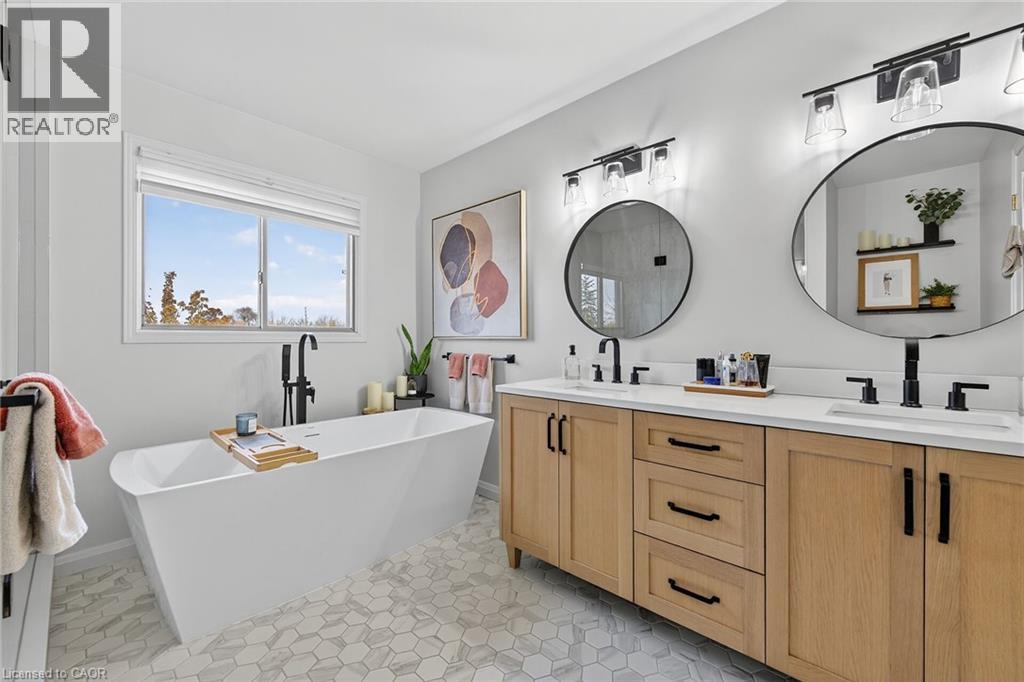 3 Jacqueline Boulevard, Hamilton, Ontario  L9B 2R1 - Photo 27 - 40790531