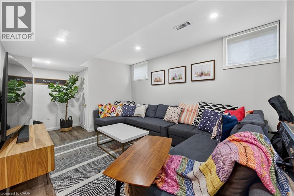 3 Jacqueline Boulevard, Hamilton, Ontario  L9B 2R1 - Photo 35 - 40790531