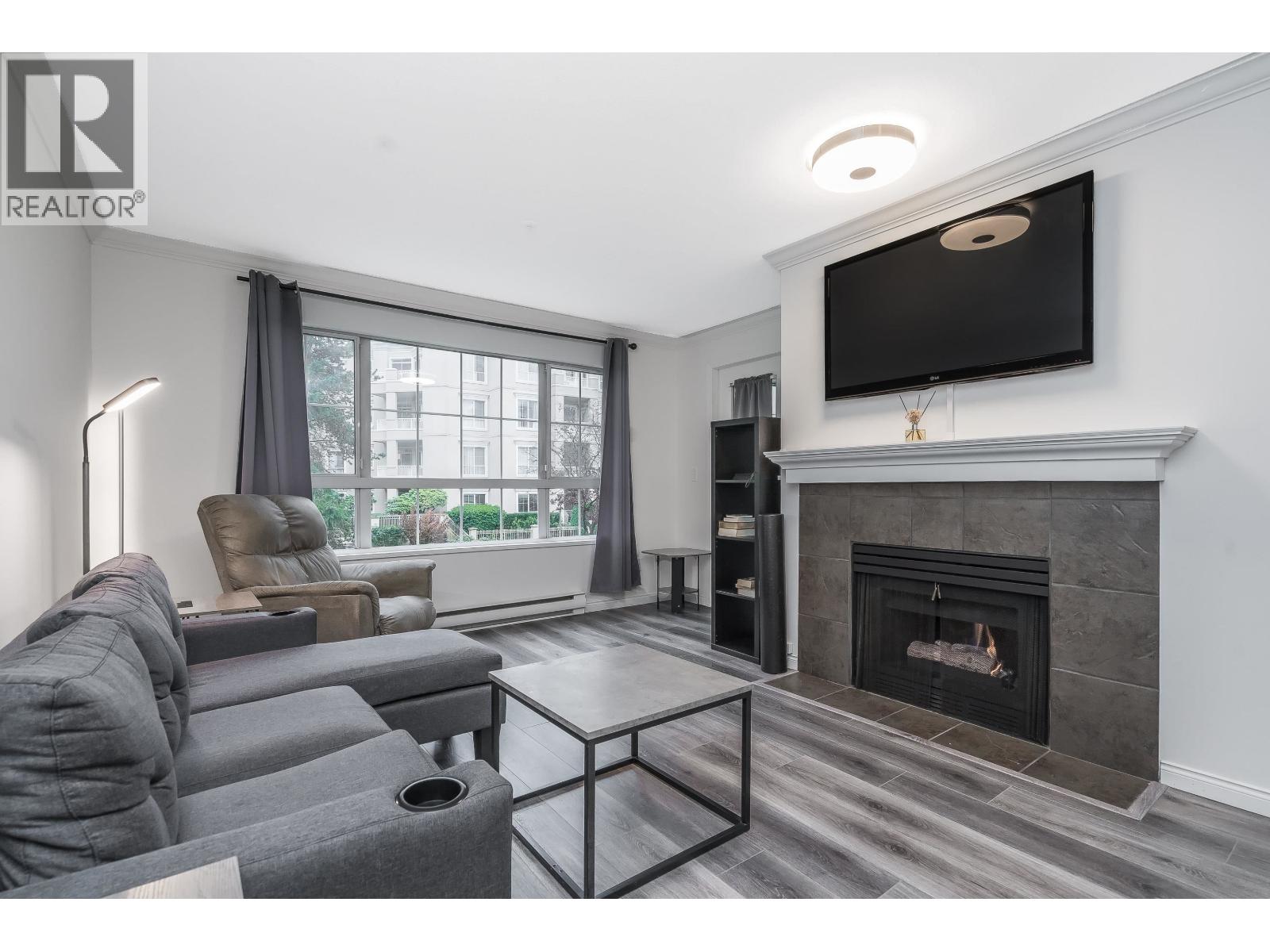 206 2975 Princess Crescent, Coquitlam, British Columbia  V3B 7N3 - Photo 2 - R3069944