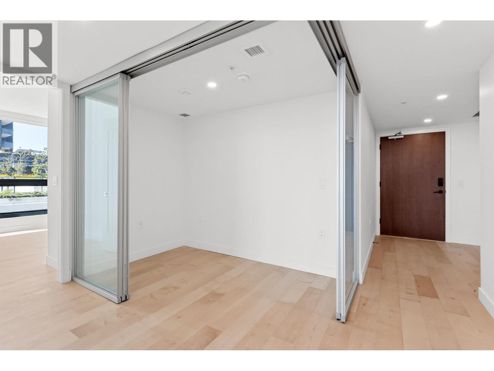 703 135 E 13th Street, North Vancouver, British Columbia  V7L 0J8 - Photo 30 - R3070042