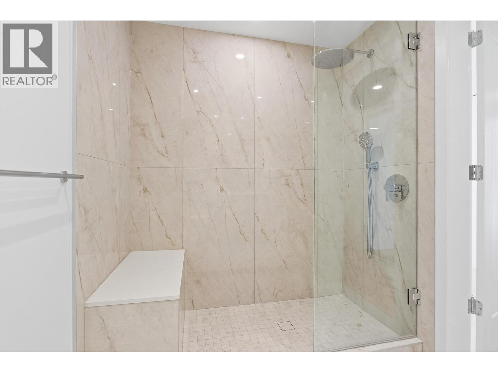 703 135 E 13th Street, North Vancouver, British Columbia  V7L 0J8 - Photo 32 - R3070042