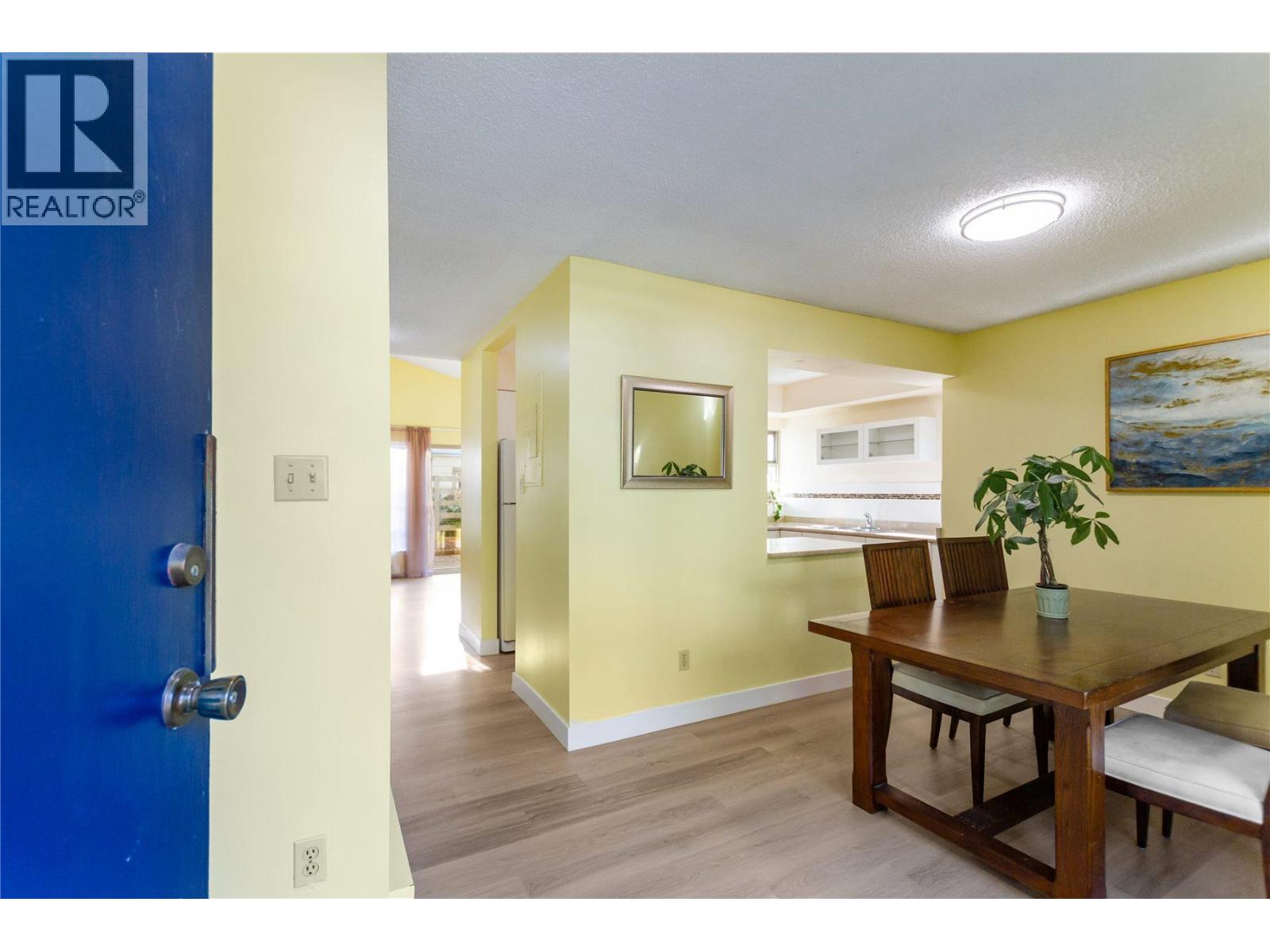 7361 Liard Place, Vancouver, British Columbia  V5S 4A3 - Photo 3 - R3070069