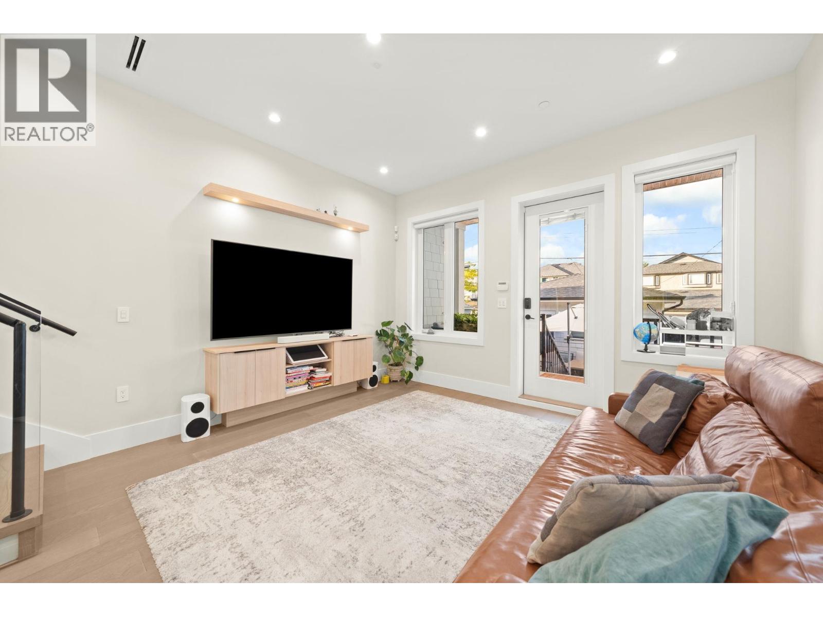 2815 W 19th Avenue, Vancouver, British Columbia  V6L 1E4 - Photo 5 - R3070078