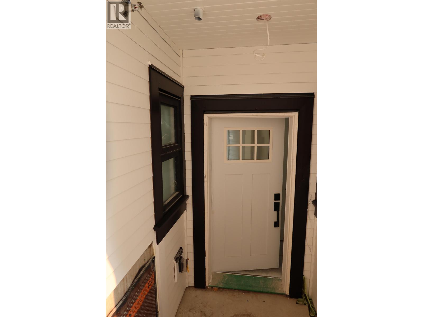 A 2735 W 8th Avenue, Vancouver, British Columbia  V6K 2B7 - Photo 14 - R3070080