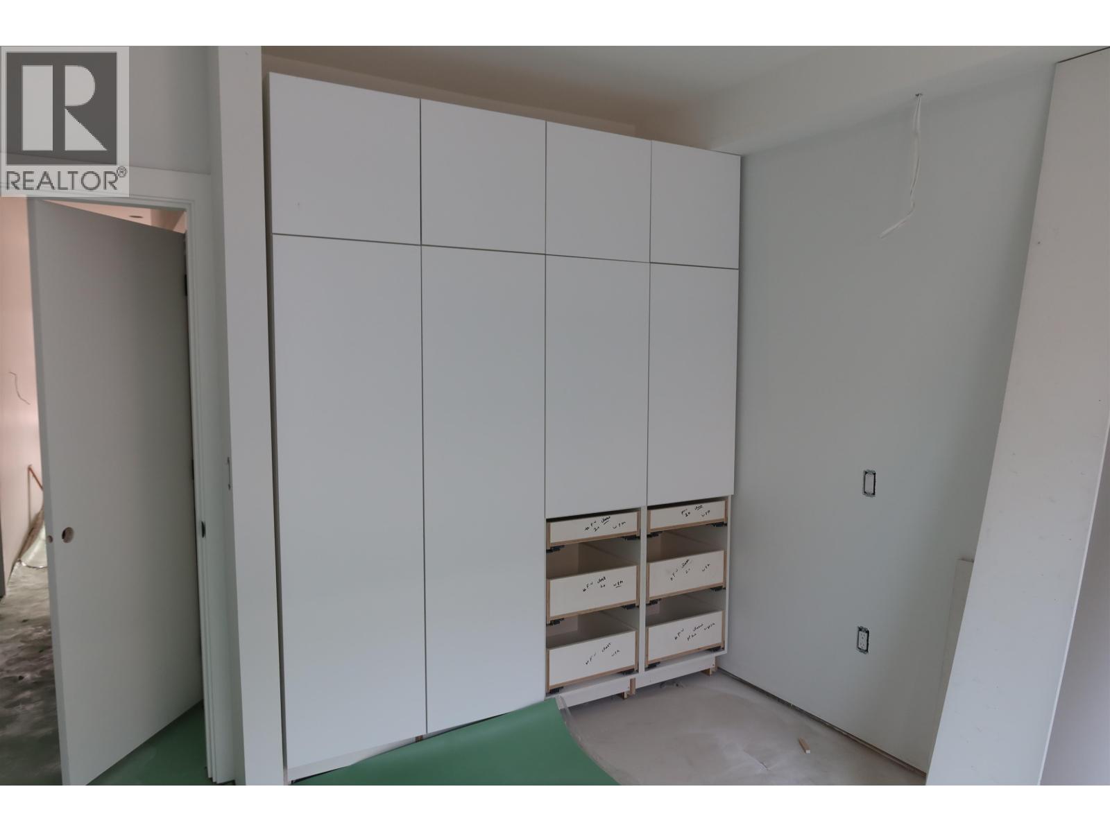 A 2735 W 8th Avenue, Vancouver, British Columbia  V6K 2B7 - Photo 9 - R3070080