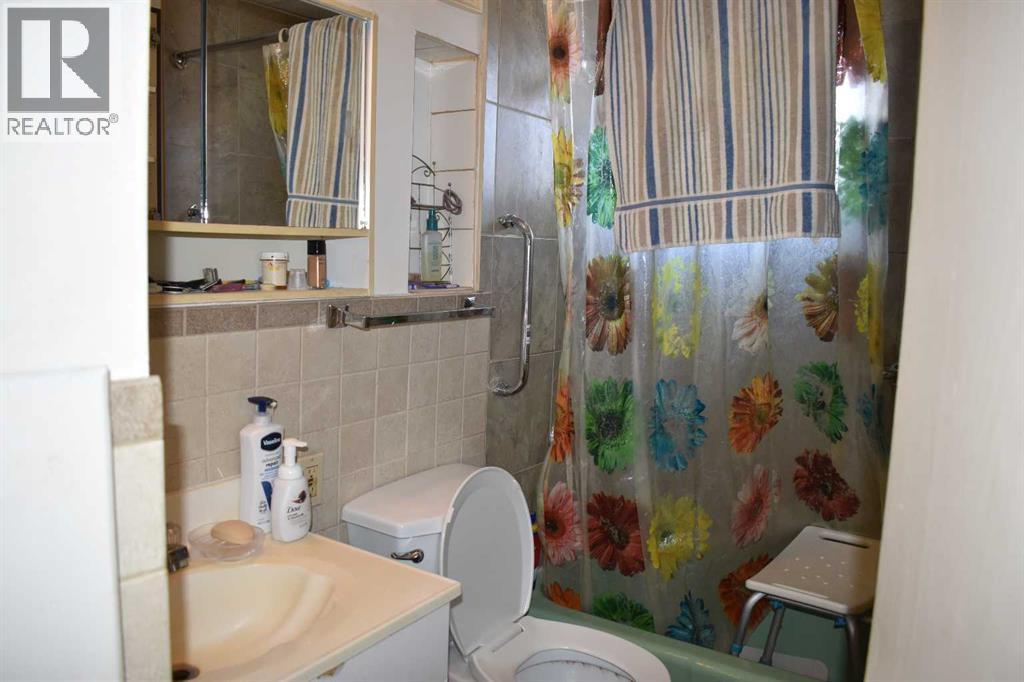 8543 Bowness Road Nw, Calgary, Alberta  T3B 0H8 - Photo 8 - A2254549