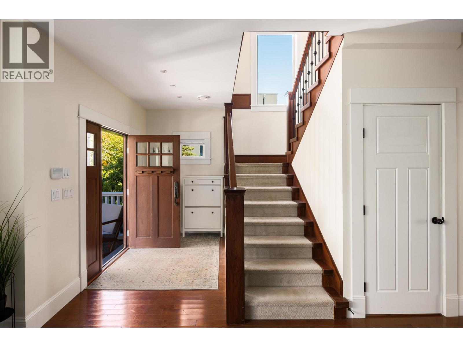 4804 Elgin Street, Vancouver, British Columbia  V5V 4S2 - Photo 9 - R3070046