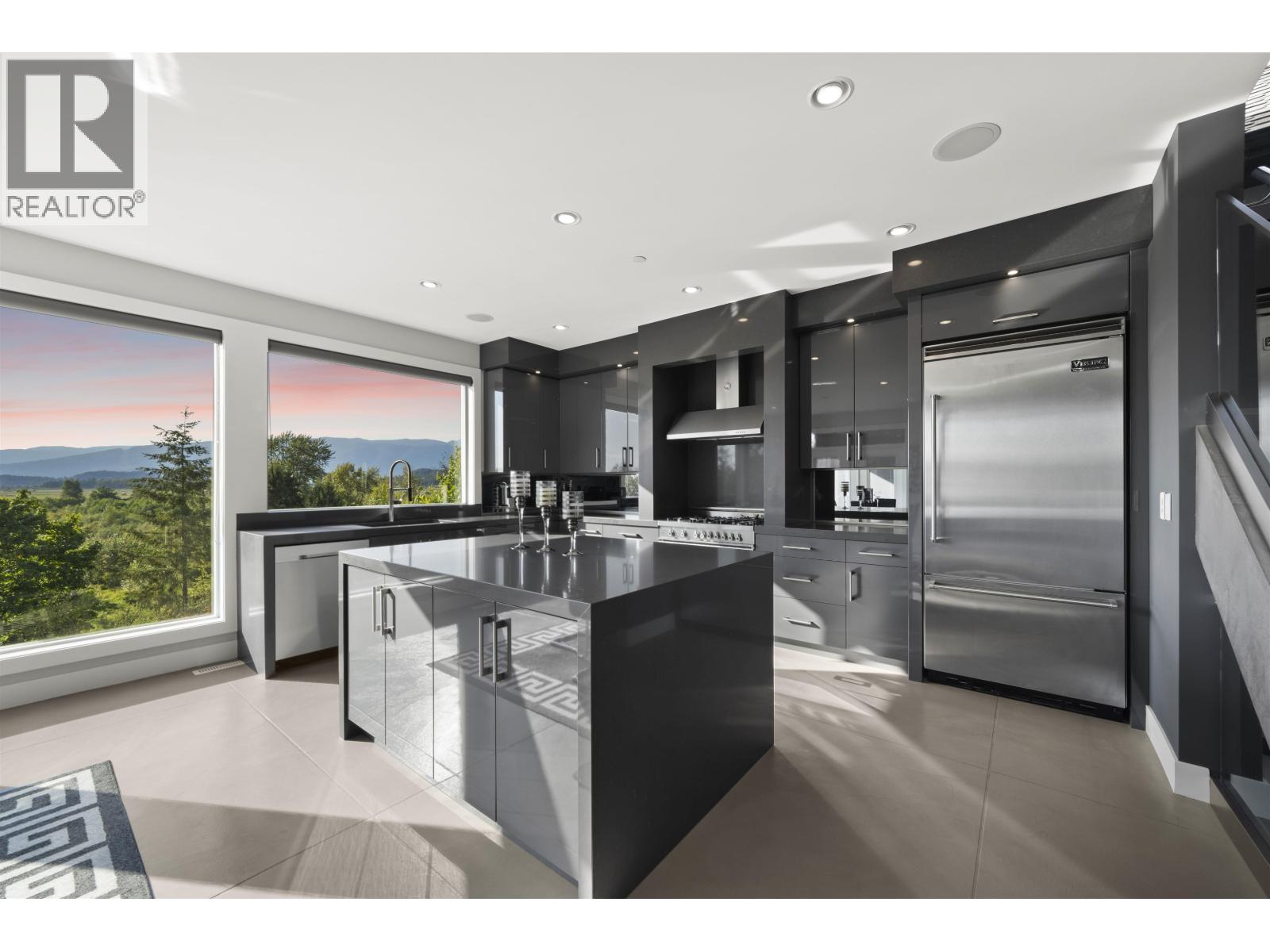 13645 Mckercher Drive, Maple Ridge, British Columbia  V4R 0E1 - Photo 11 - R3070065