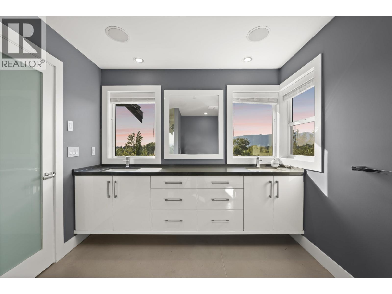 13645 Mckercher Drive, Maple Ridge, British Columbia  V4R 0E1 - Photo 25 - R3070065