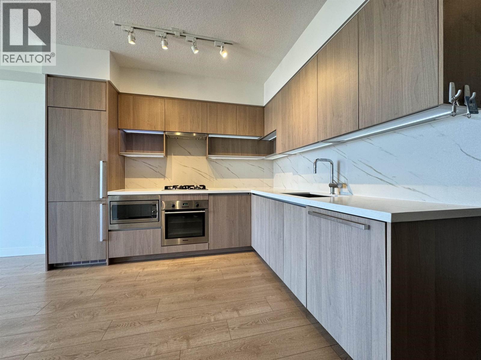 3501 6588 Nelson Avenue, Burnaby, British Columbia  V5H 0E8 - Photo 3 - R3070064