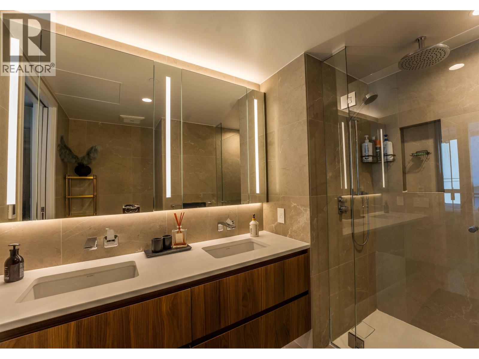 1201 885 Cambie St, Vancouver, British Columbia  V6B 4X7 - Photo 9 - R3070098