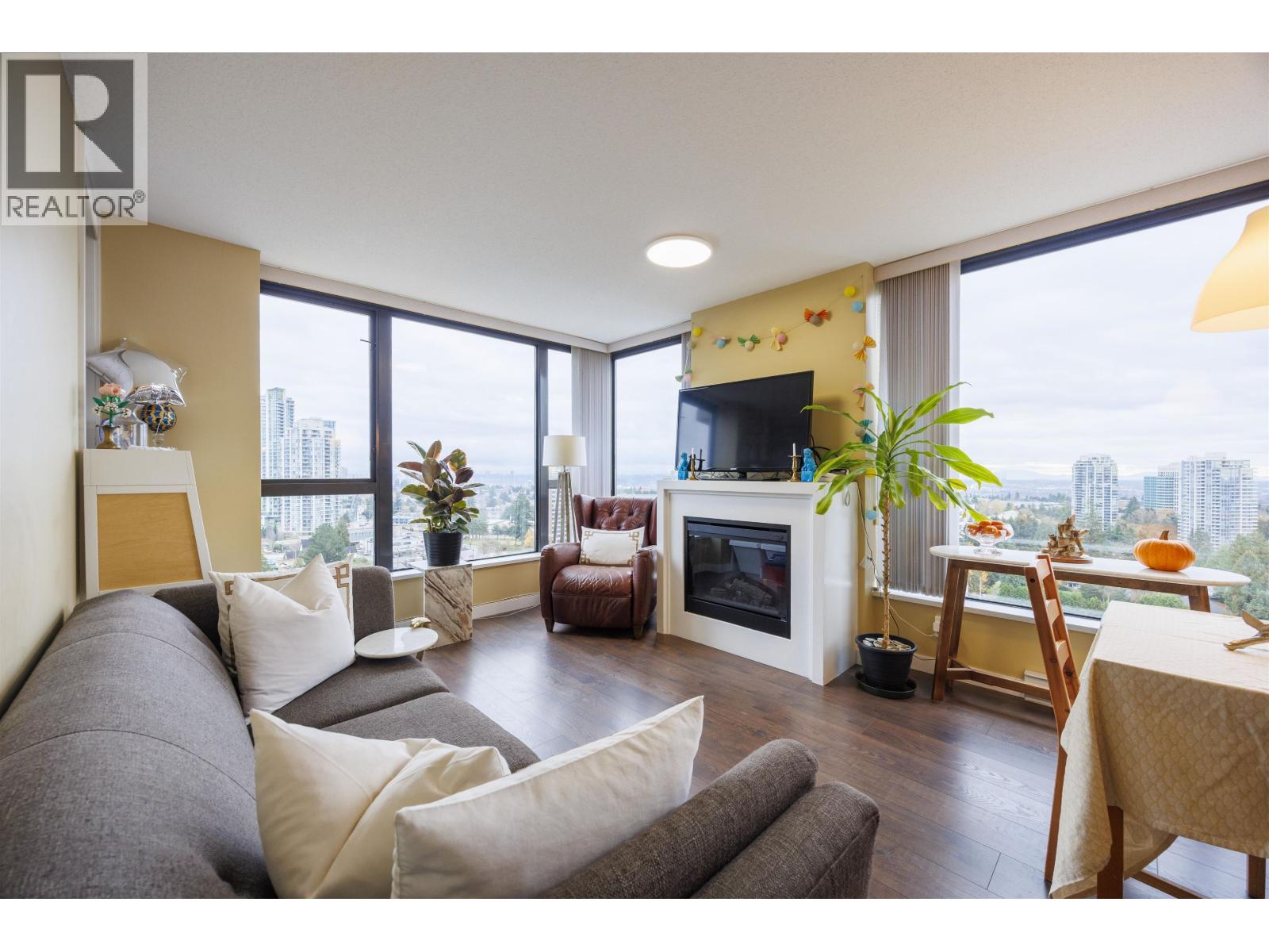 1607 7088 Salisbury Avenue, Burnaby, British Columbia  V5E 0A4 - Photo 5 - R3069736