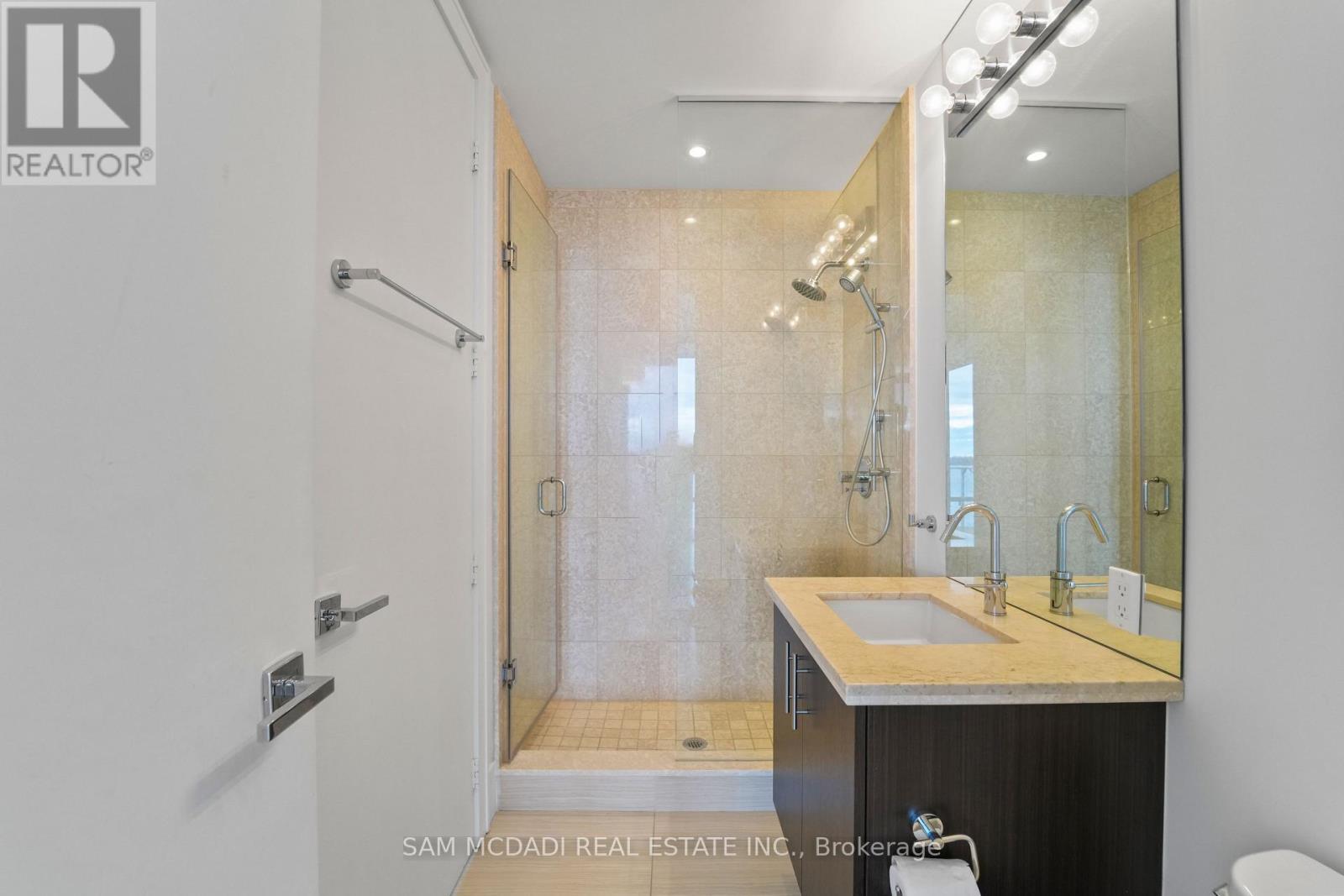 914 - 29 Queens Quay E, Toronto, Ontario  M5E 0A4 - Photo 18 - C12575402