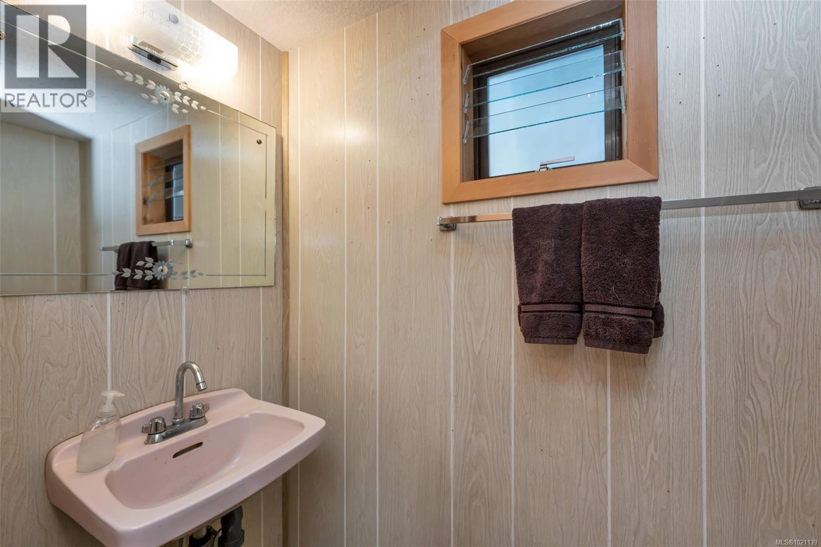 1200 Khenipsen Rd, Duncan, British Columbia V9L 5L3 - Photo 35 - 1021139