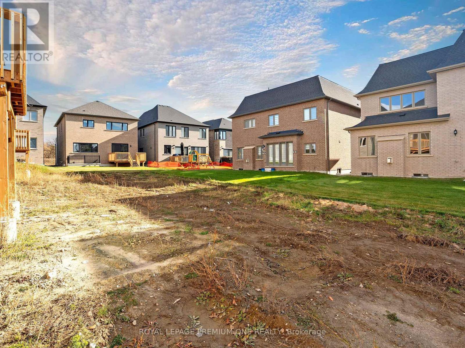 15 Antonietta Crescent, Vaughan, Ontario  L4H 5E3 - Photo 33 - N12576472