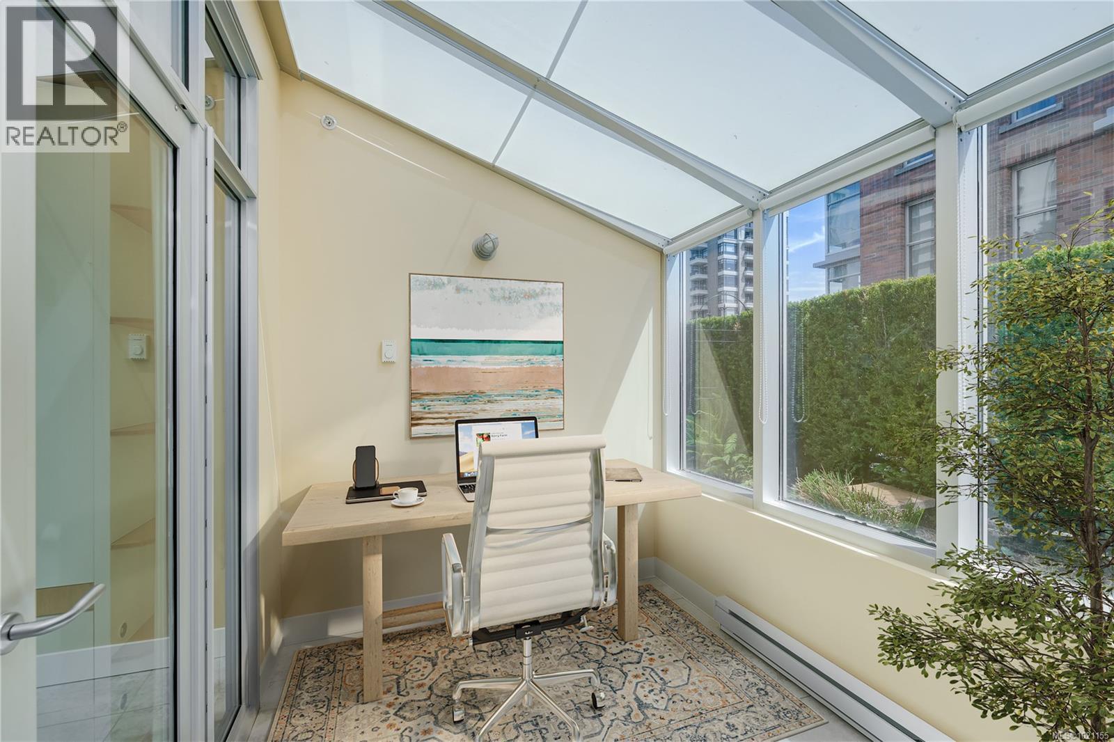 N609 737 Humboldt St, Victoria, British Columbia  V8W 1B1 - Photo 22 - 1021155