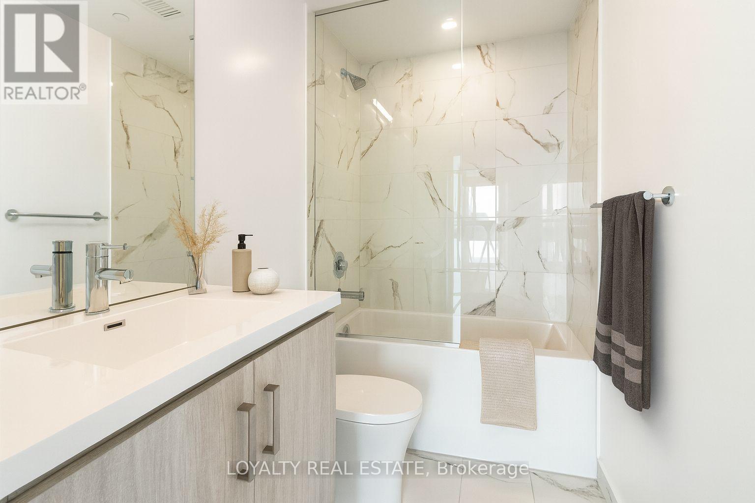 621 - 38 Honeycrisp Crescent, Vaughan, Ontario  L4K 0M8 - Photo 12 - N12533854