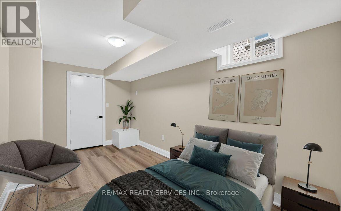 1378 Broderick Street, Innisfil, Ontario  L9S 0P5 - Photo 4 - N12576510