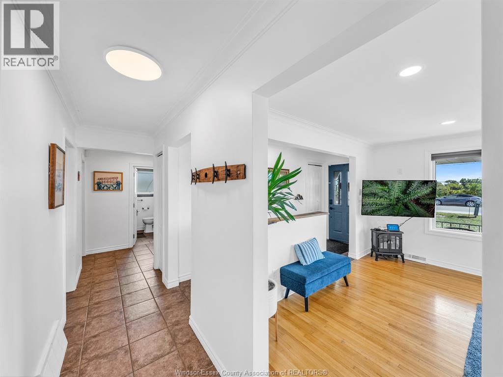 542 Second Concession N, Amherstburg, Ontario N9V 3E3 - Photo 10 - 25030610