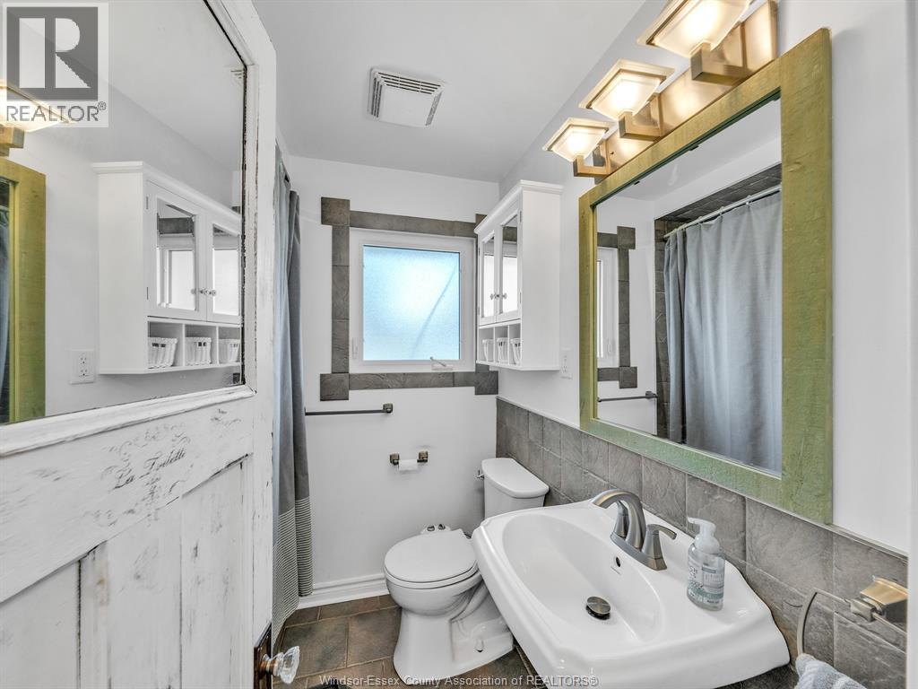 542 Second Concession N, Amherstburg, Ontario N9V 3E3 - Photo 24 - 25030610