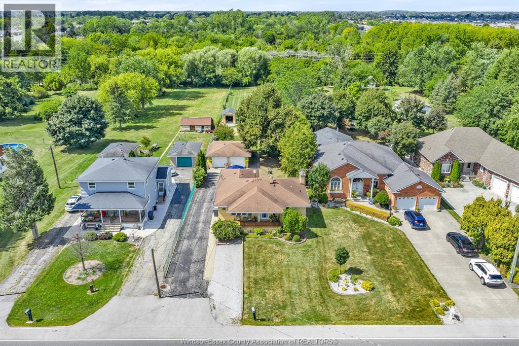 542 Second Concession N, Amherstburg, Ontario N9V 3E3 - Photo 3 - 25030610