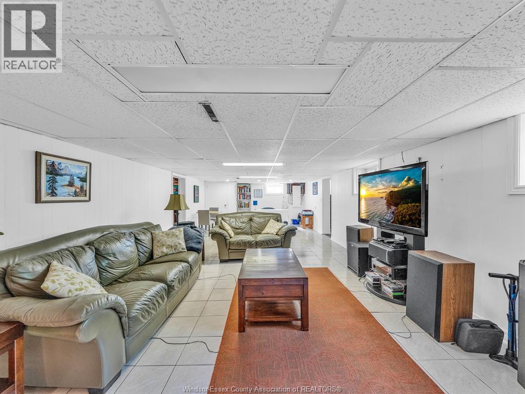 542 Second Concession N, Amherstburg, Ontario N9V 3E3 - Photo 31 - 25030610