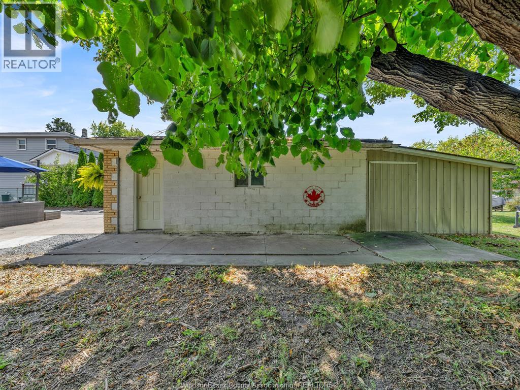 542 Second Concession N, Amherstburg, Ontario N9V 3E3 - Photo 42 - 25030610