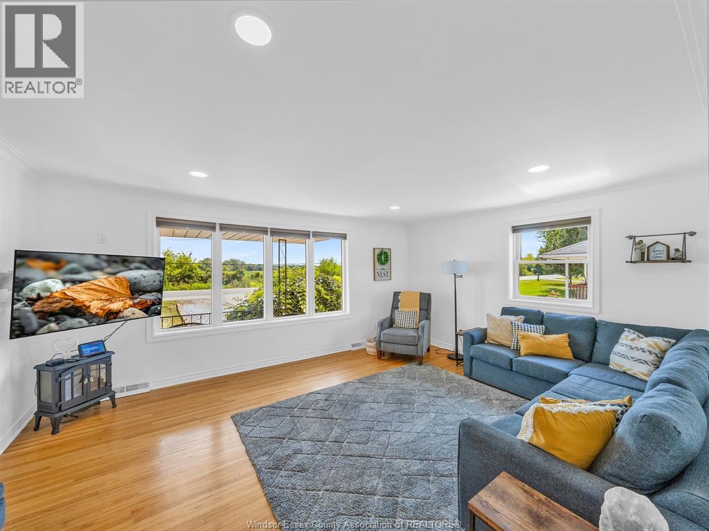 542 Second Concession N, Amherstburg, Ontario N9V 3E3 - Photo 6 - 25030610