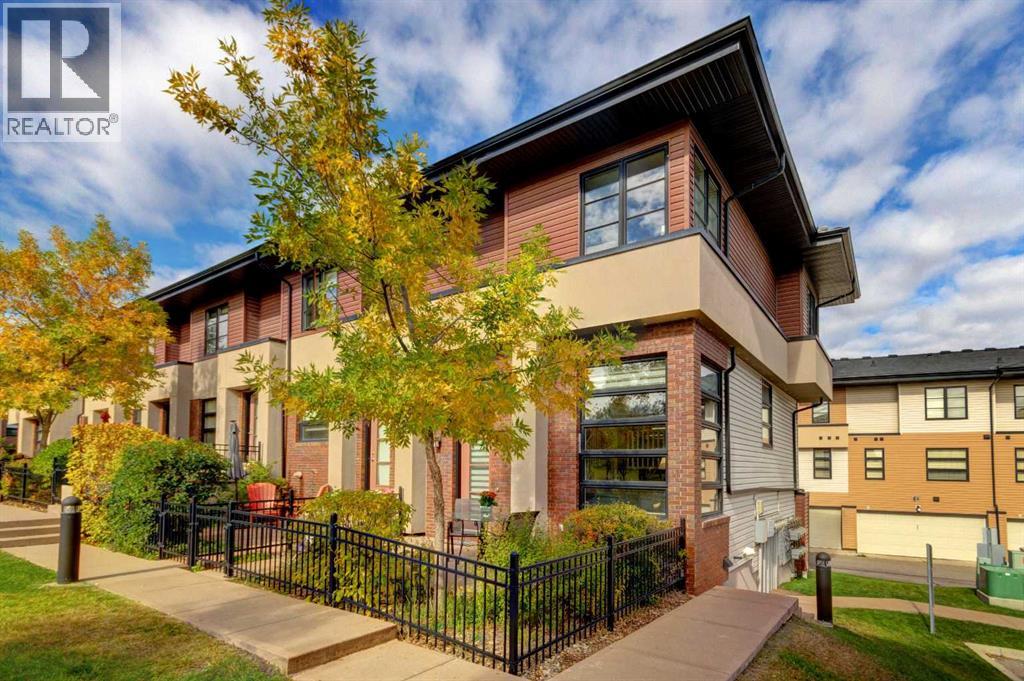 315 Aspen Hills Villas Sw, Calgary, Alberta  T3H 0H9 - Photo 2 - A2261115