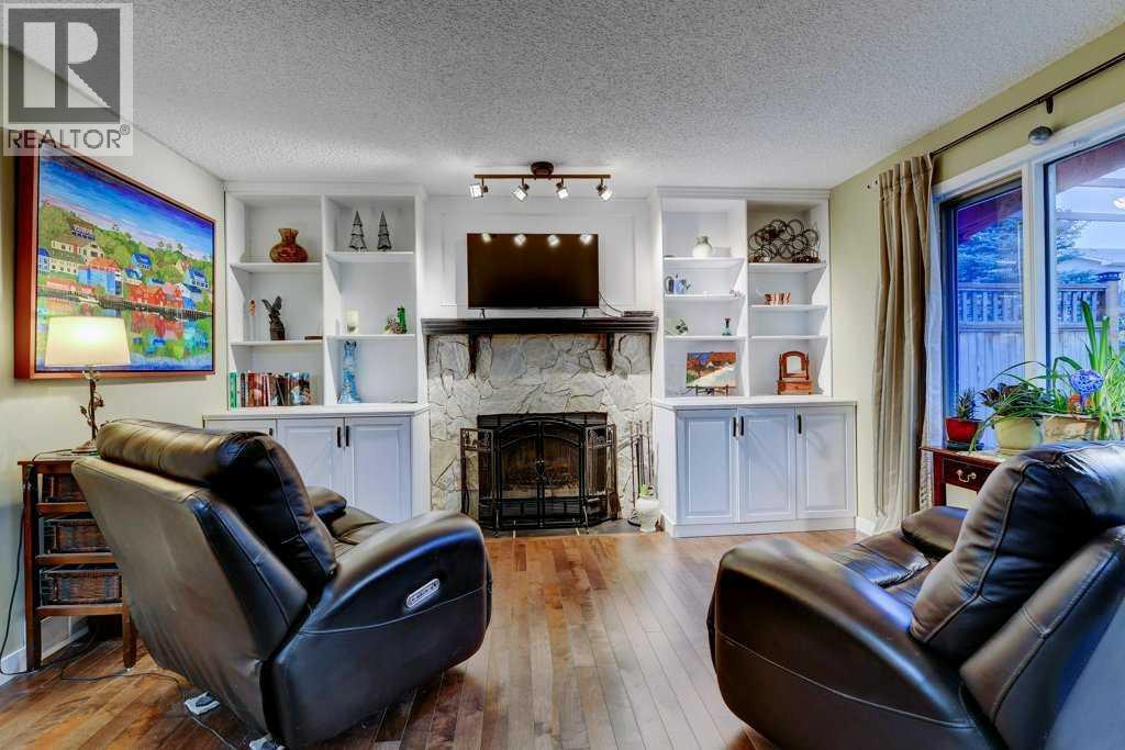 28 Hawktree Circle Nw, Calgary, Alberta  T3G 3M2 - Photo 10 - A2272081