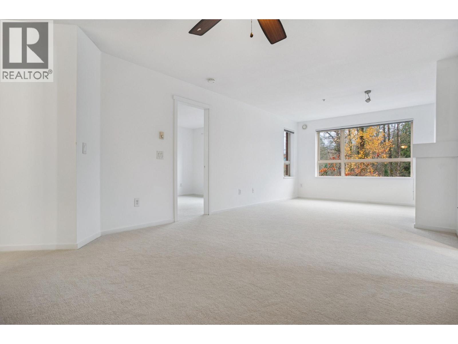 206 700 Klahanie Drive, Port Moody, British Columbia  V3H 5L3 - Photo 4 - R3069713