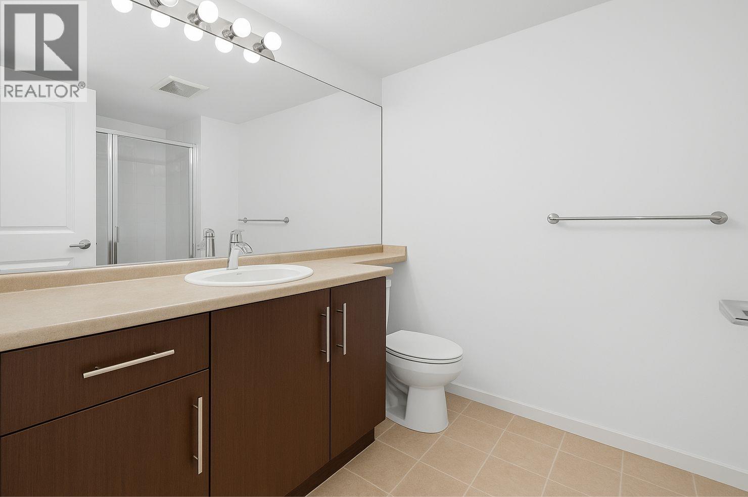 206 700 Klahanie Drive, Port Moody, British Columbia  V3H 5L3 - Photo 17 - R3069713