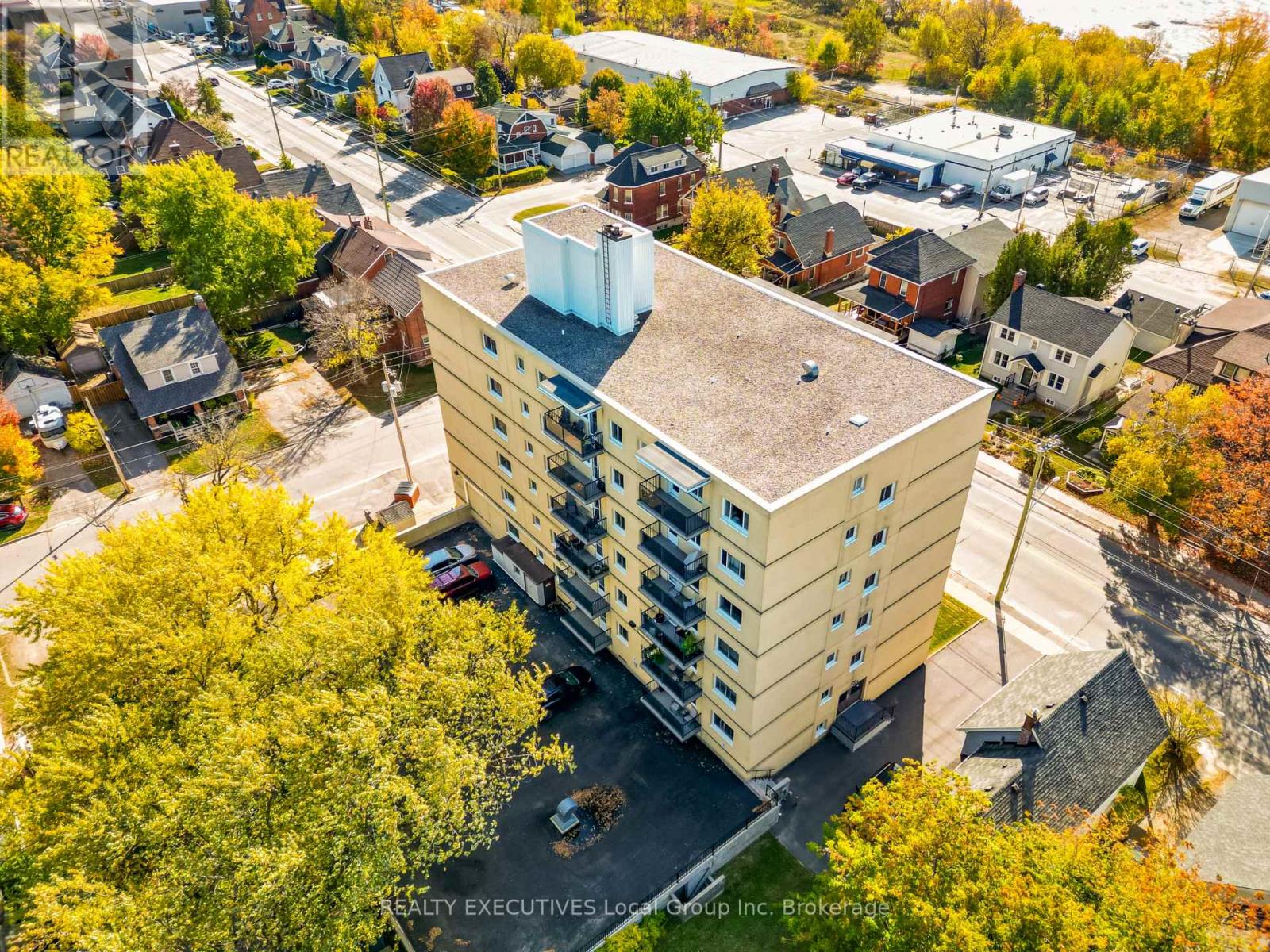 303 - 810 Main Street W, North Bay, Ontario P1B 2V9 - Photo 19 - X12576646