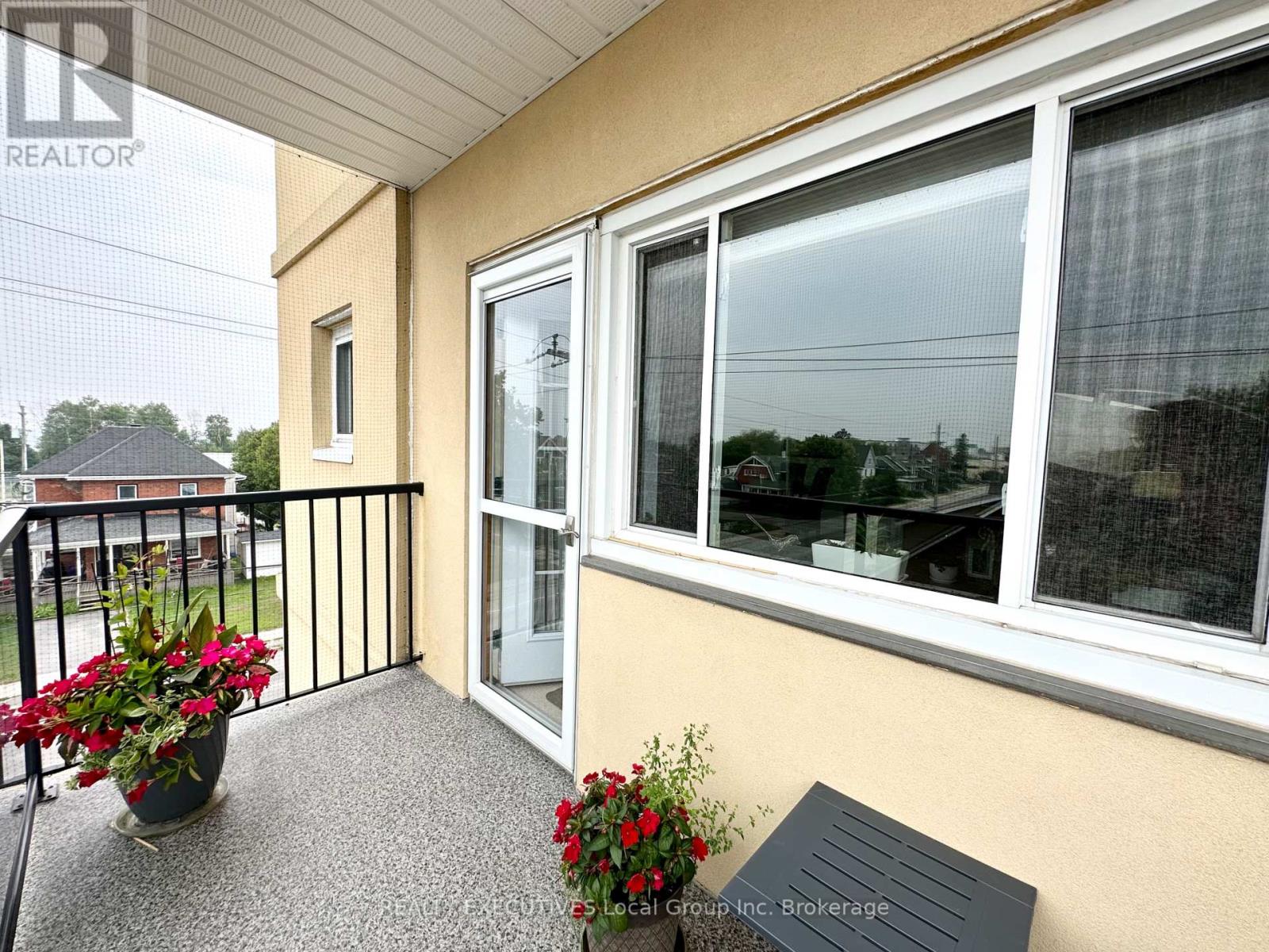 303 - 810 Main Street W, North Bay, Ontario P1B 2V9 - Photo 28 - X12576646