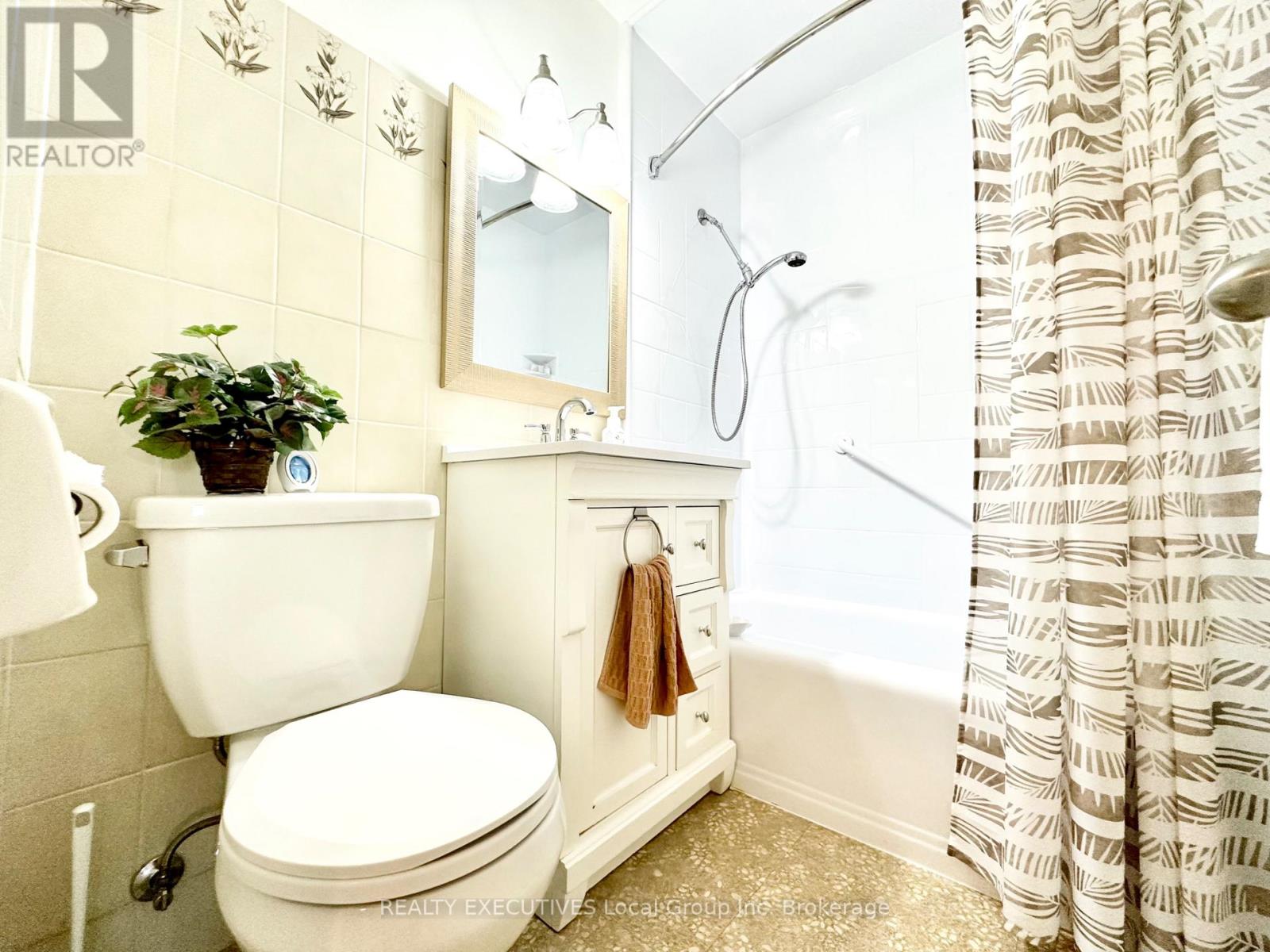 303 - 810 Main Street W, North Bay, Ontario P1B 2V9 - Photo 30 - X12576646