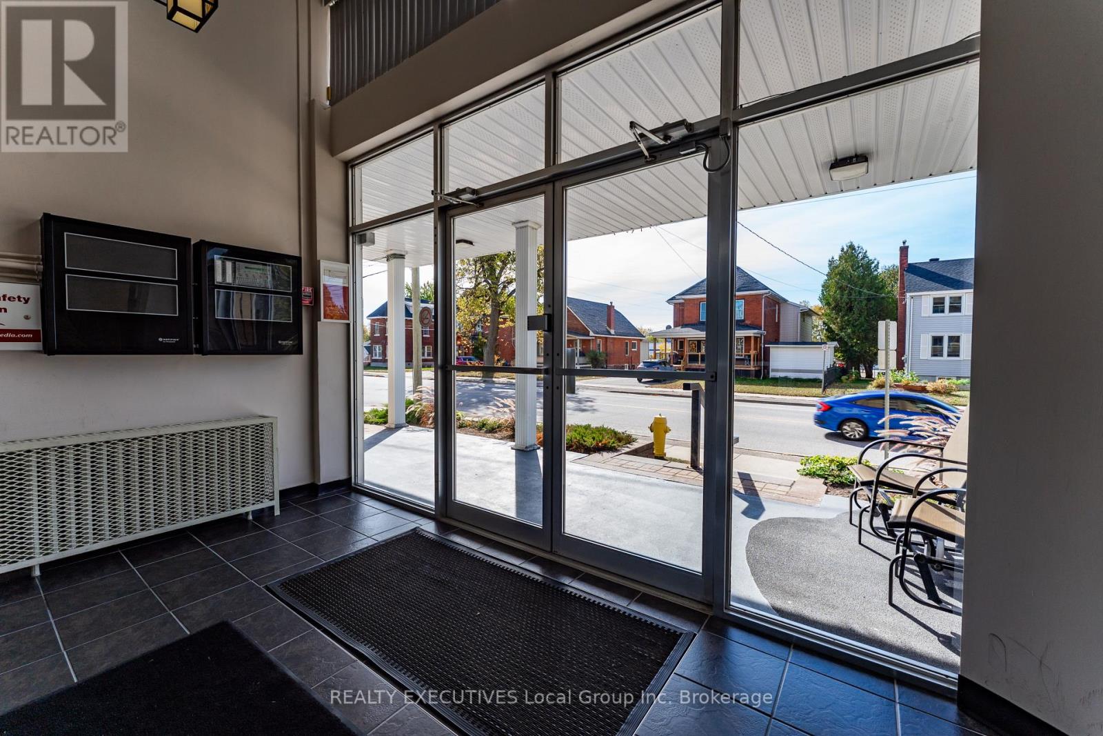 303 - 810 Main Street W, North Bay, Ontario P1B 2V9 - Photo 7 - X12576646